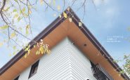 神戸市立自然の家 ホステル（摩耶施設）｜ファインFR-MAT工法木目調仕上げによる軒天の改修事例